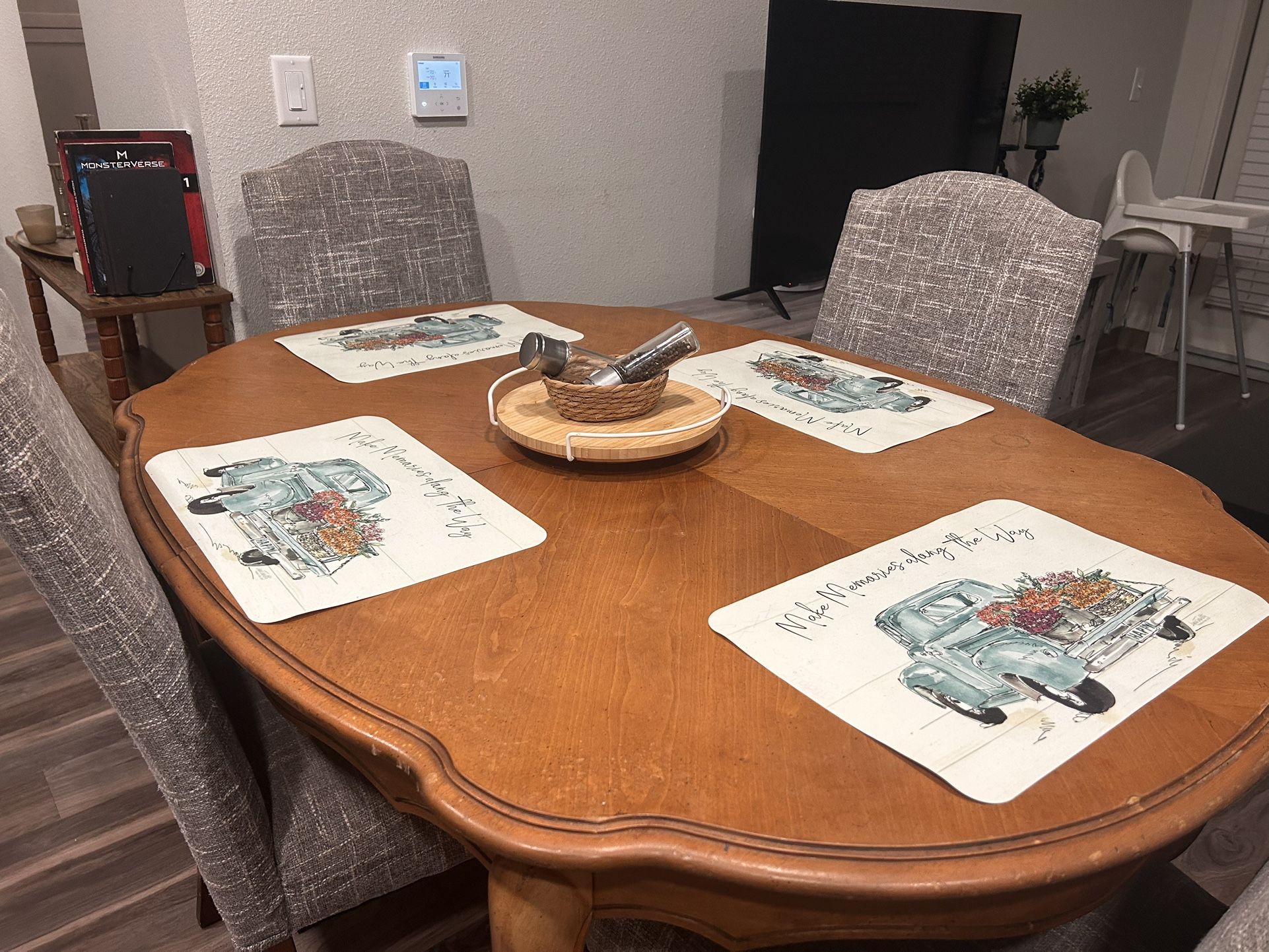 Dining Table With Extension Leaf + 5 Upholstered Chairs (Ashley’s Style)