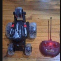 Thunder Tumbler Sharper Image Remote Control 360 Spinning Car 
