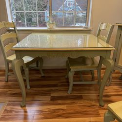 Glass Top Kitchen Table And Chairs 