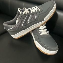 Airwalk shoes size 11