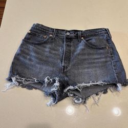 Levi Black Denim Shorts