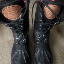 BOOTS (COACH) SIZE 6B