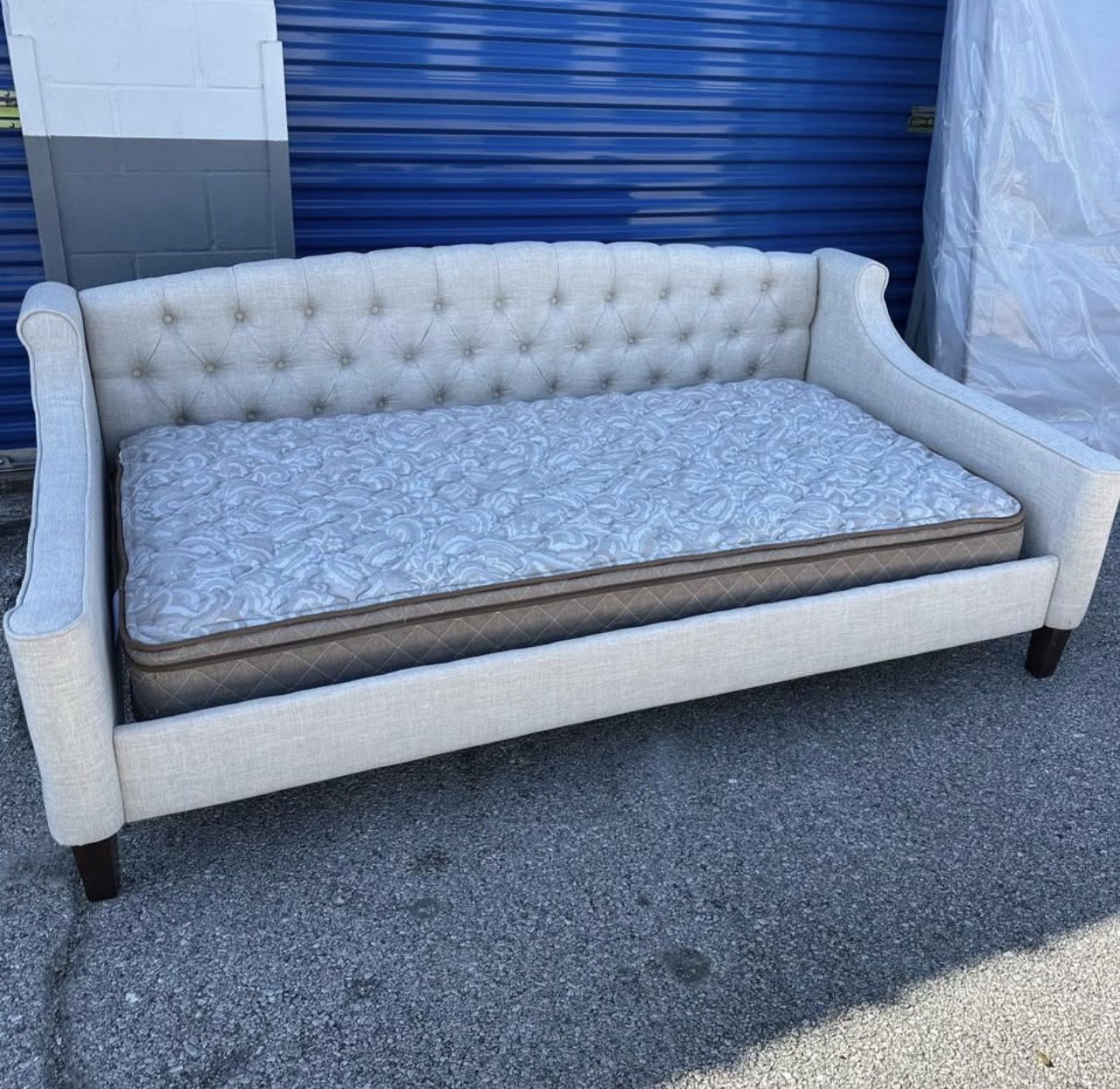 Twin Bed