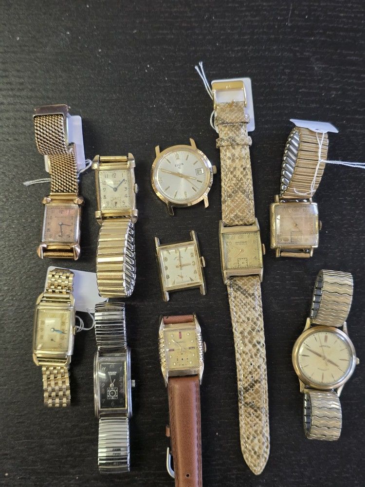 LOT OF 10 VINTAGE WATCHES.PLEASE BULOVA ELGIN LORD ELGIN WALTHAM