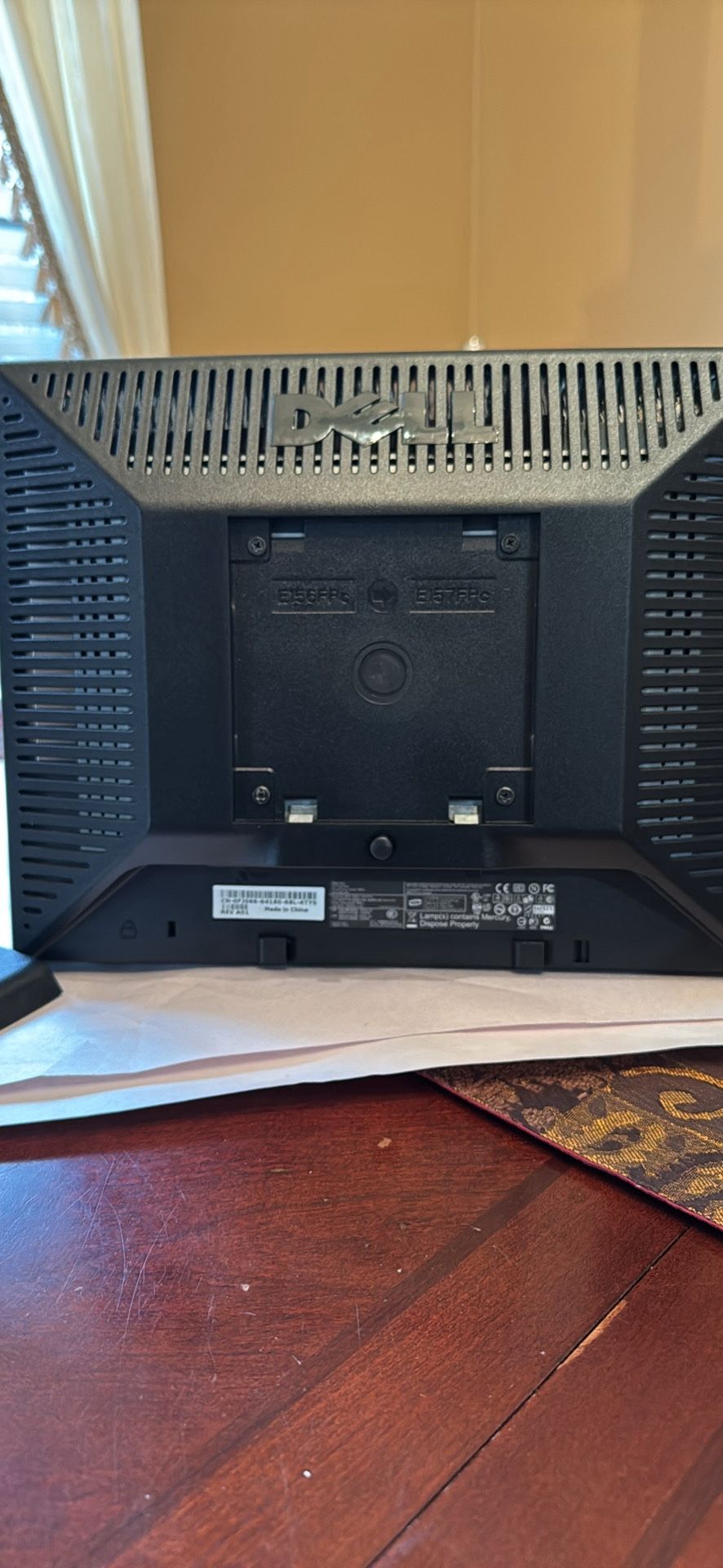 Dell monitor With Stand