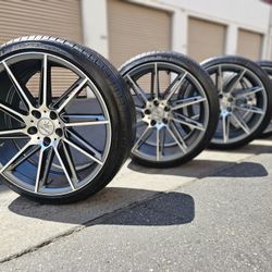 Wheels 20x10.5 And 20x9.5 Starggered