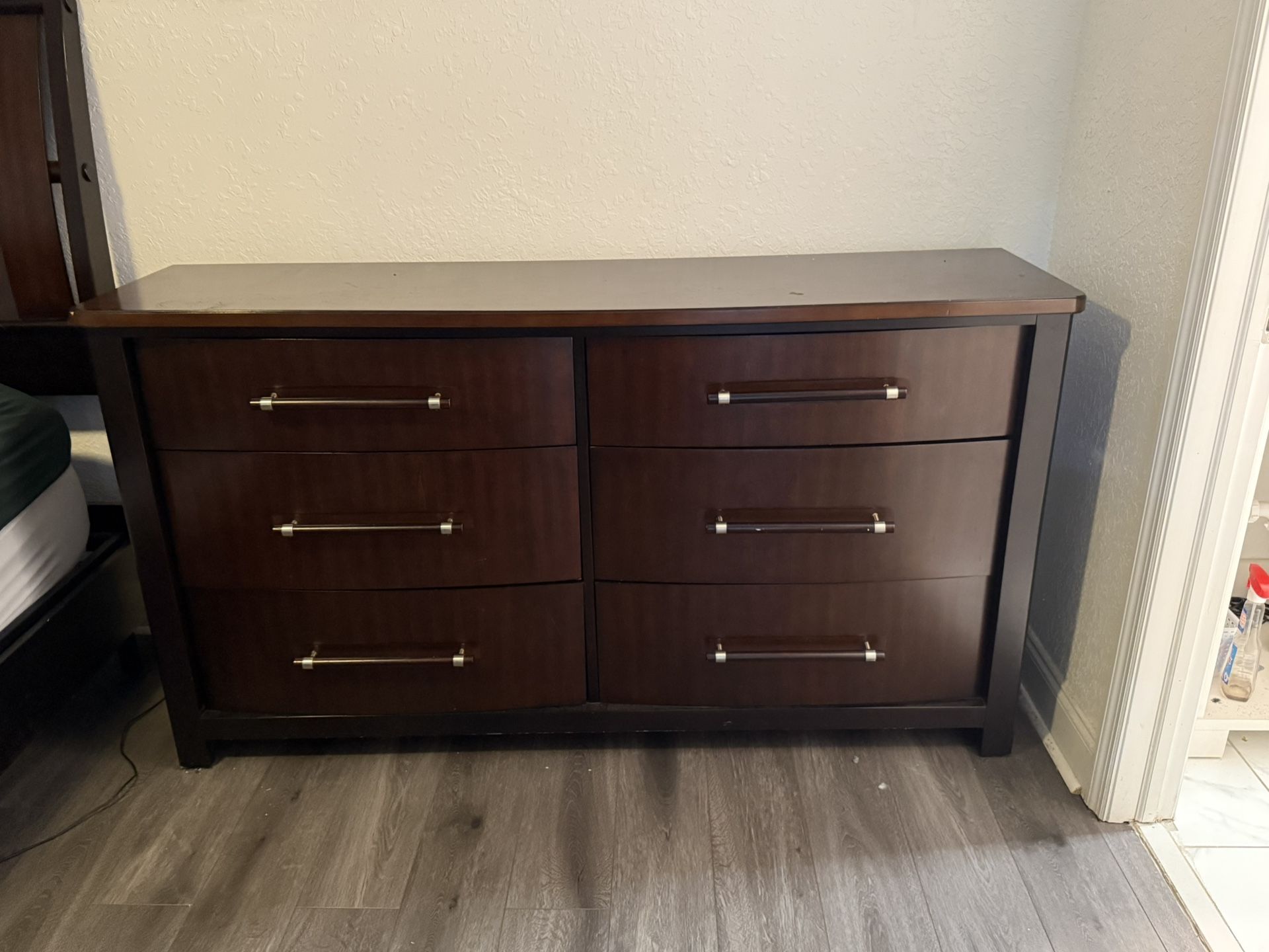 Bed Room Set- Dresser, End Table And Bed Frame 