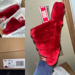 Ugg Slide sandals size 6 Kids 