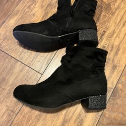 Girls Sz 4 Ankle Boots With Glitter Heels