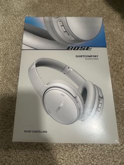 Bose Quietcomfort Headphones Brand New