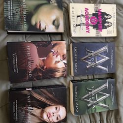 Vampire Academy  By Richelle Mead - 6 Book Set 