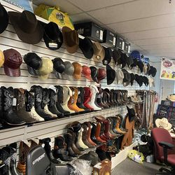 Grand variedad de botas vaqueras de piel original para hombre