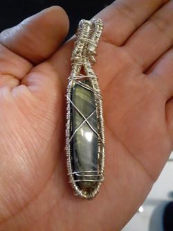 Hand Weaved Wire Labradorite 5$