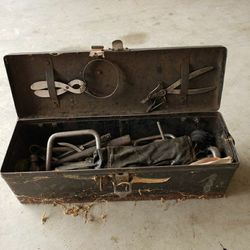 Vintage tools and tool Box