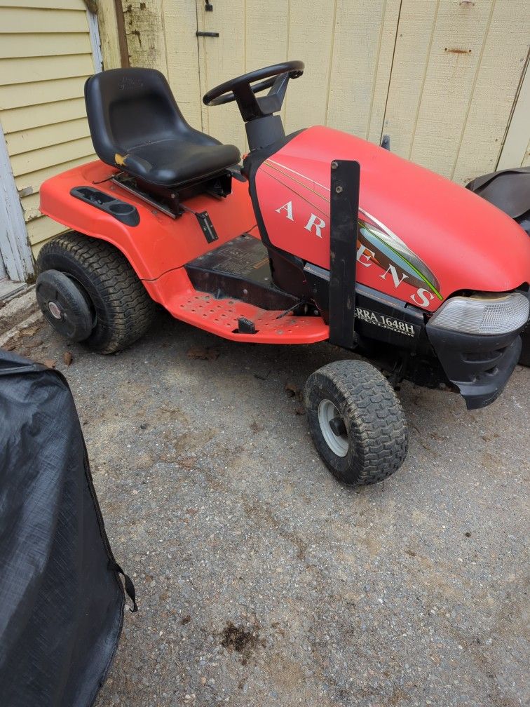 Arians Riding Mower With Snow Blower Attachment 