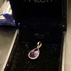 18k Yellow Gold Pendant With Amethyst by HStern