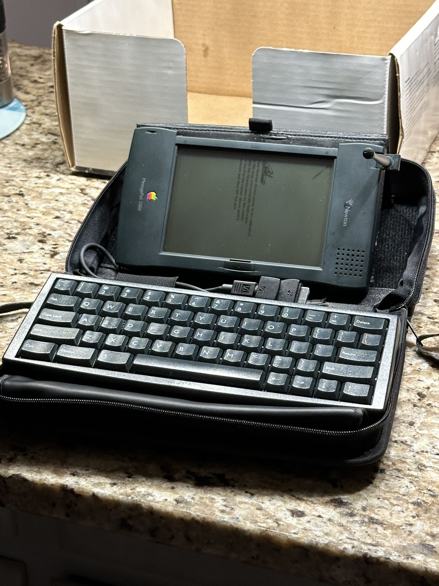 Apple Newton MessagePad 2000