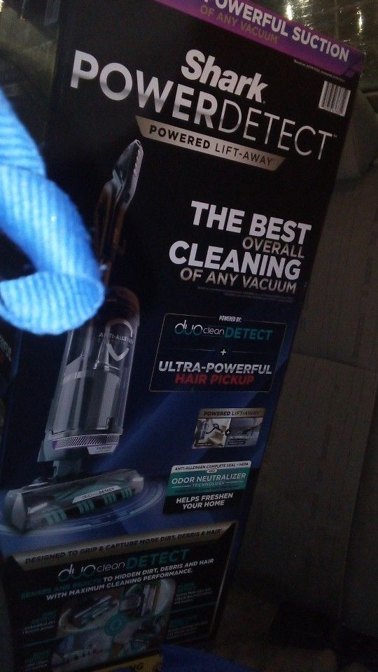 Shark PowefDefect Lift away