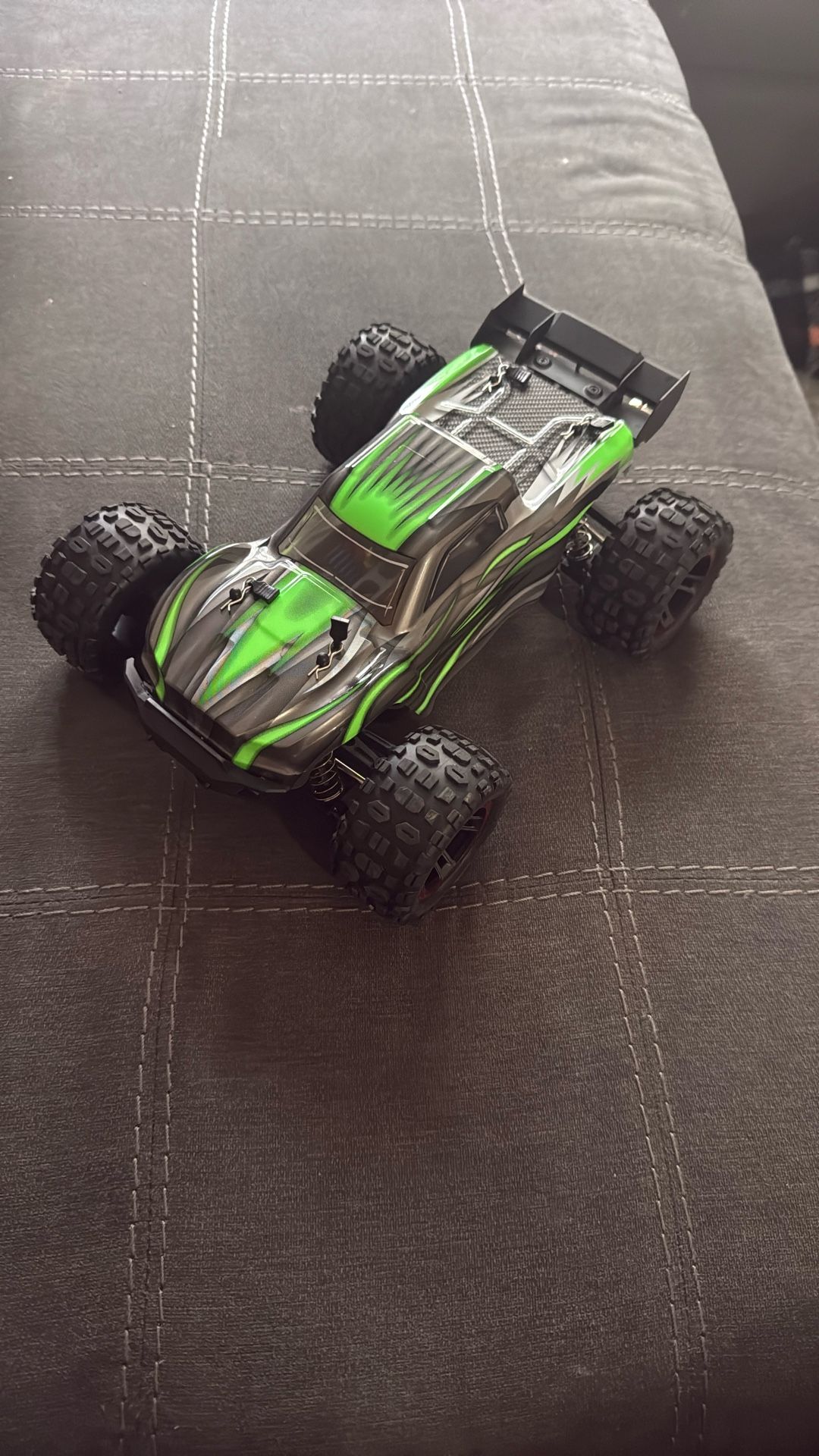 4X4 Fast RC Truck 1:14 Scale RC Cars 46+mph Brushless
