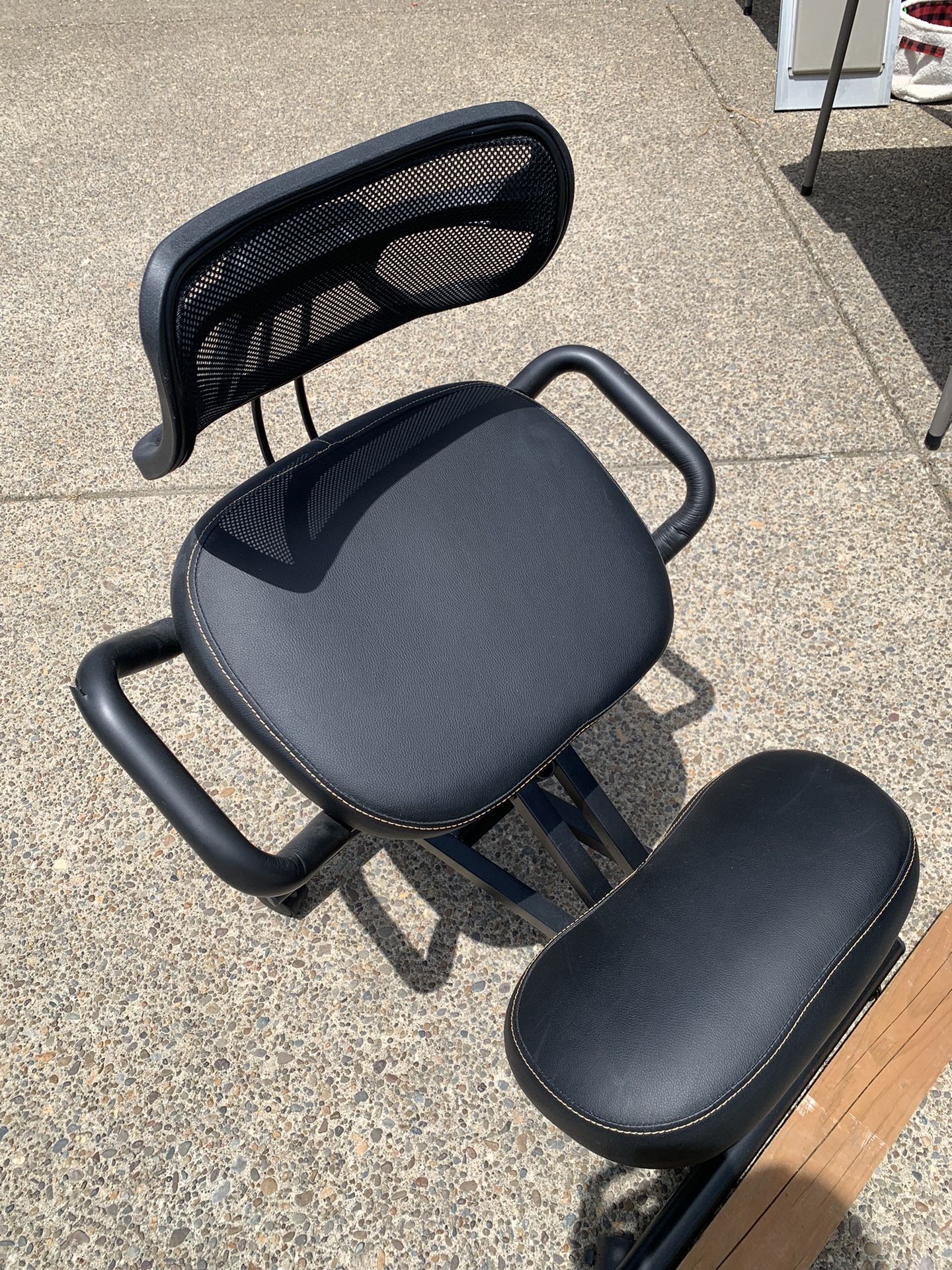 Kneeling Ergonomic Chair With Backrest
