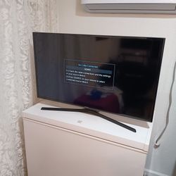 36 Inches Samsung TV In Televisions In TV In Very Good Work Great No Remote 