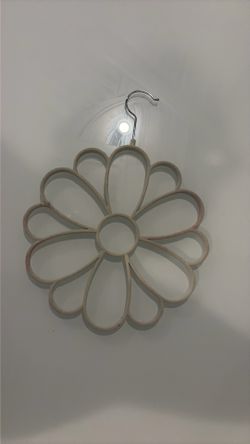 Scarf hanger
