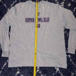 Vintage Reebok gray long-sleeve t-shirt commemorating NY GiantsSuper Bowl XLII,