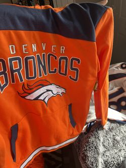 Broncos Hoodies Size XL