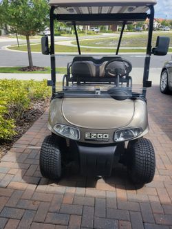 EZ GO GOLF CART