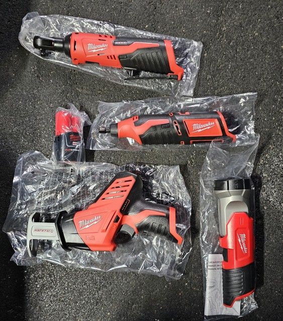 Milwaukee M12 12-Volt TOOLS RACHET HACKZALL FLASHLIGHT ROTARY TOOL