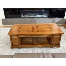 Lift Top Coffee Table w/casters & 2 End tables 