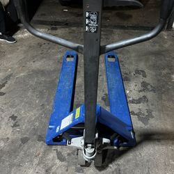 Global Industrial High Capacity Pallet Jack