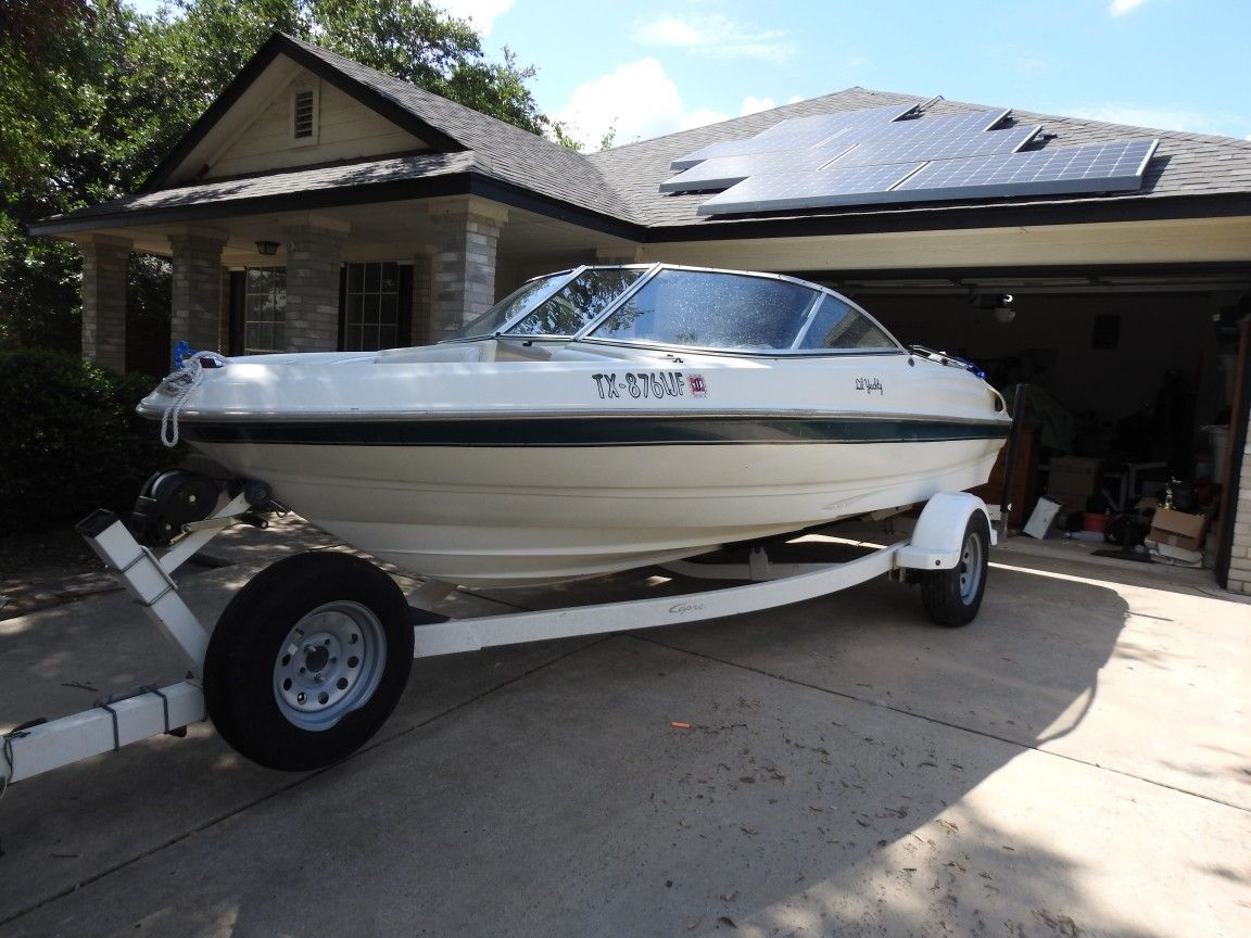 2001 Bayliner 21'  Runs Great