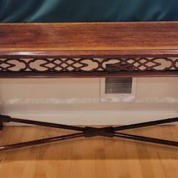 Thomasville Console Table
Vintage 