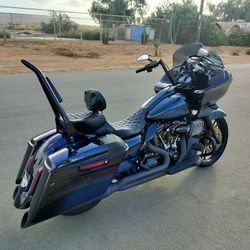 2019 Harley Davidson CVO 