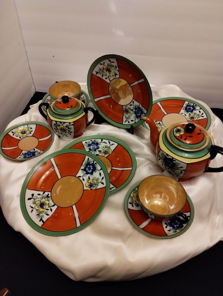 Vintage Chinese Tea Set