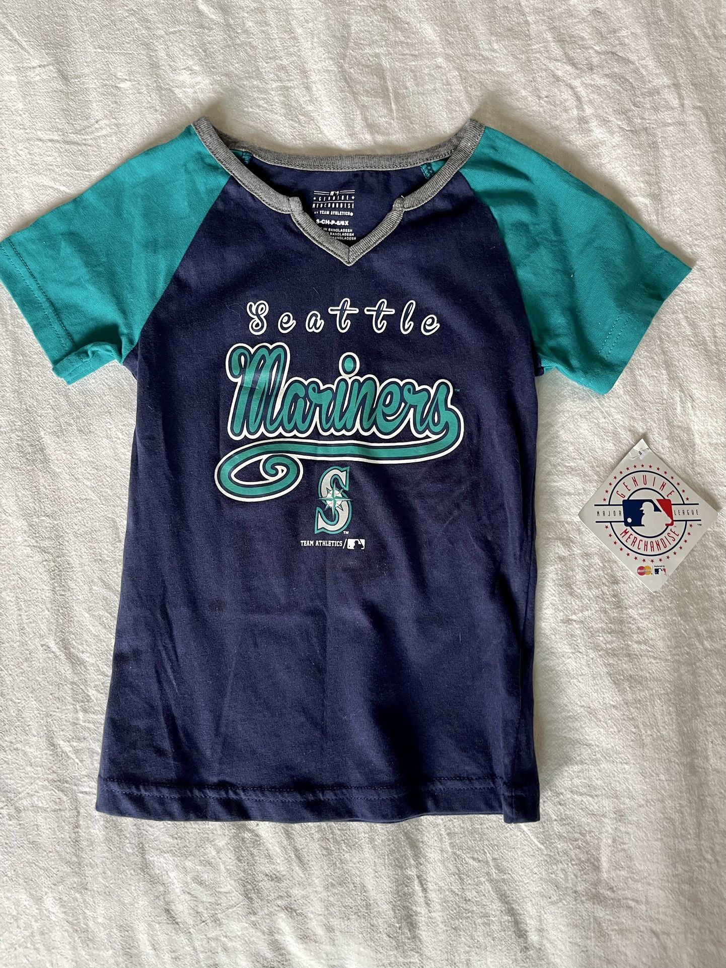Girl’s 6/6X Mariners V-neck T-shirt