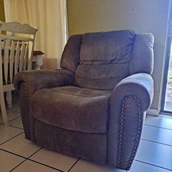Manual Recliner (2 Available)