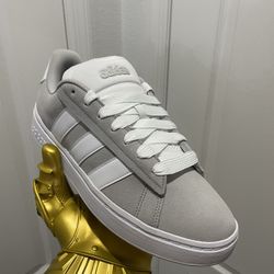 Adidas Court Alpha 00 Size 11.5