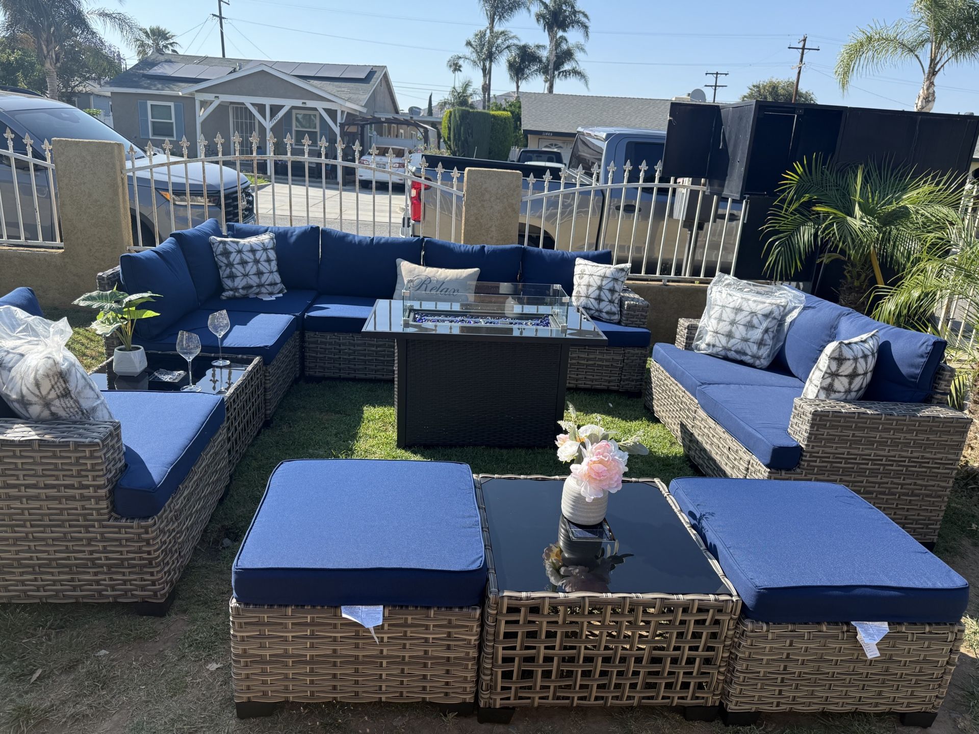 Brand New Patio Outdoor Furniture Set With Fire Pit