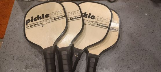 Pickleball racket