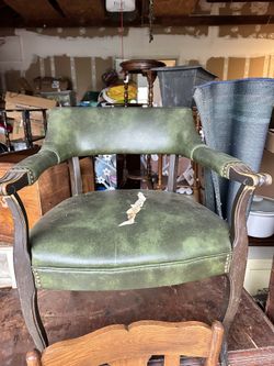 Free Chair