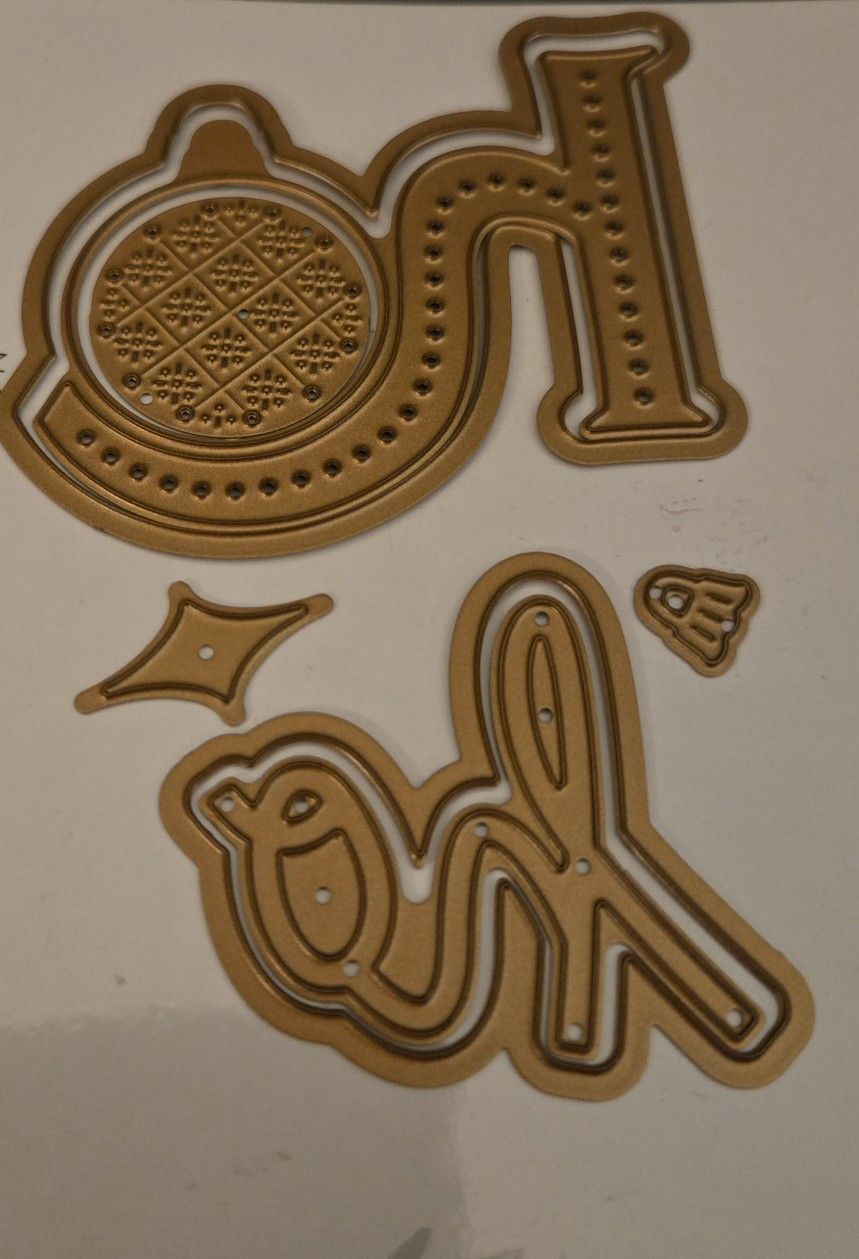 Ho Ho Christmas Dies