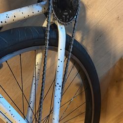 29 INCH COOKIES ND CREAM BIG FLYER