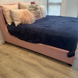 Bedroom Set Incl. Mattresses 