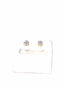 10K Yellow Gold 0.25CT diamond earrings
