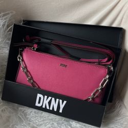 DKNY Bryant Demi PP Chain crossbody Bag