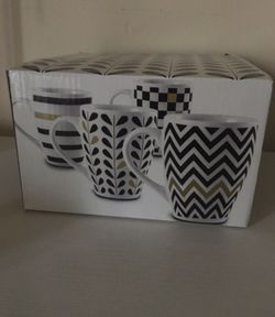 4 coffee mugs from Macy's