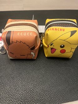 Pokemon Square pouch (eevee) (pikachu)