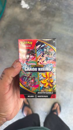 Pokémon Mega Evolution Chaos Rising Booster Bundle